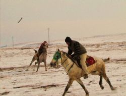 Cirit coşkusu soğuğu yendi